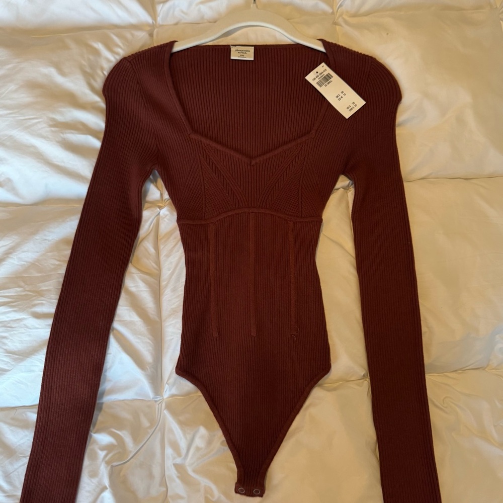 ABERCROMBIE & FITCH Ribbed Burgundy  Bodysuit